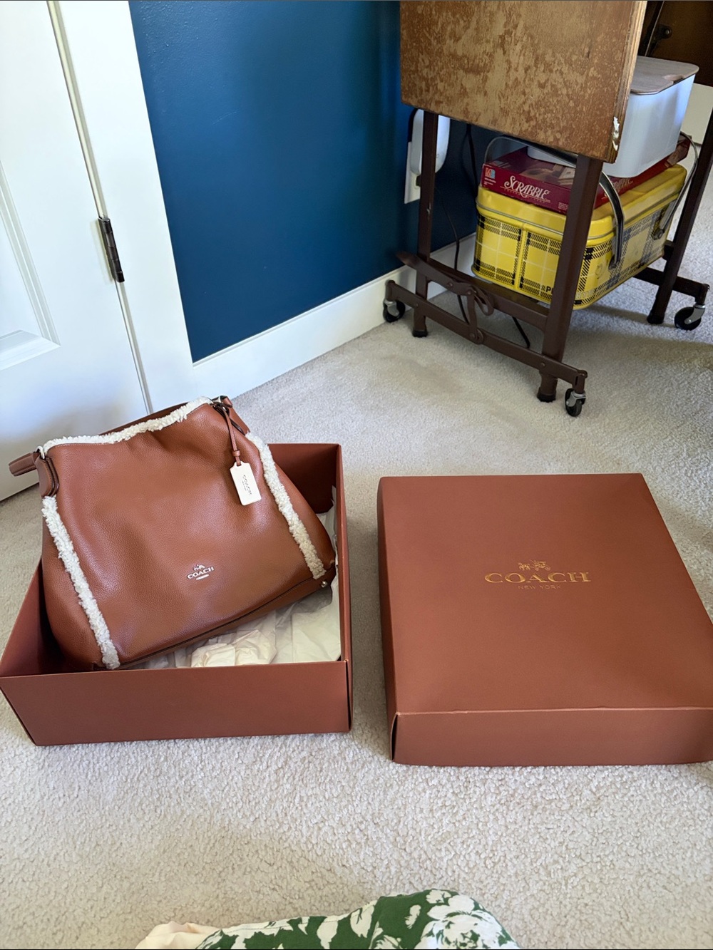 Coach Chestnut Leather Hobo with Cream Shearling Trim - Picture 12 of 13